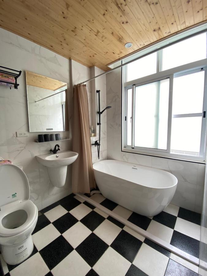 好室連連house Lien Lien Daire Tainan Dış mekan fotoğraf